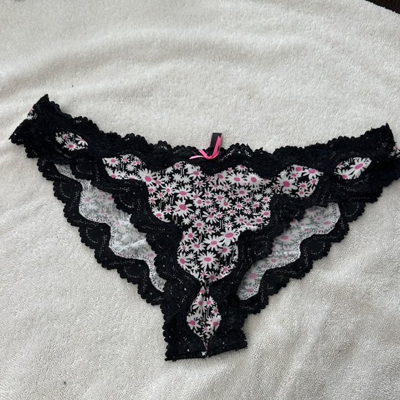 Lot De 2 Culottes Dentelle Victoria's Secret - Taille S - Neuf Avec étiquettes (NWT)
